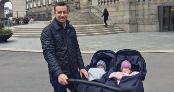 Barsel vigtigere: Folketinget måtte vente lidt