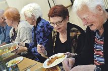 Mad og hygge er opskriften mod ensomhed