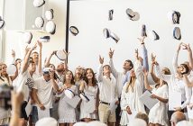 267 studenter på vej ud i friheden