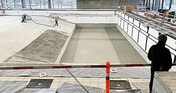 Svømmehallen åbner medio august