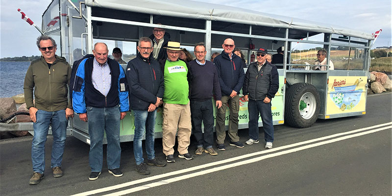 NATUR ekspress Syv af NATURekspressens chauffører, Fra venstre Morten Alfastsen, Jørgen Andersen, Børge Olsen, Jørgen Knudsen, Jørgen Nielsen, Gunnar Johansen, Kurt Jensen. Foto Bjarne Nielsen