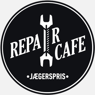 Rejsestalden reparerer